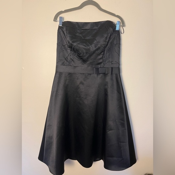 ABS Allen Schwartz Womens Black Cocktail Dress 12 Strapless  A-Line Prom Preppy - Picture 2 of 16